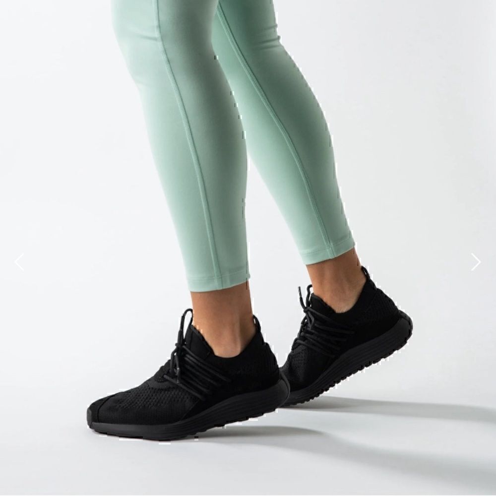 New! Lane Eight Women’s Trainer AD 2 W Carbon Black 8.5